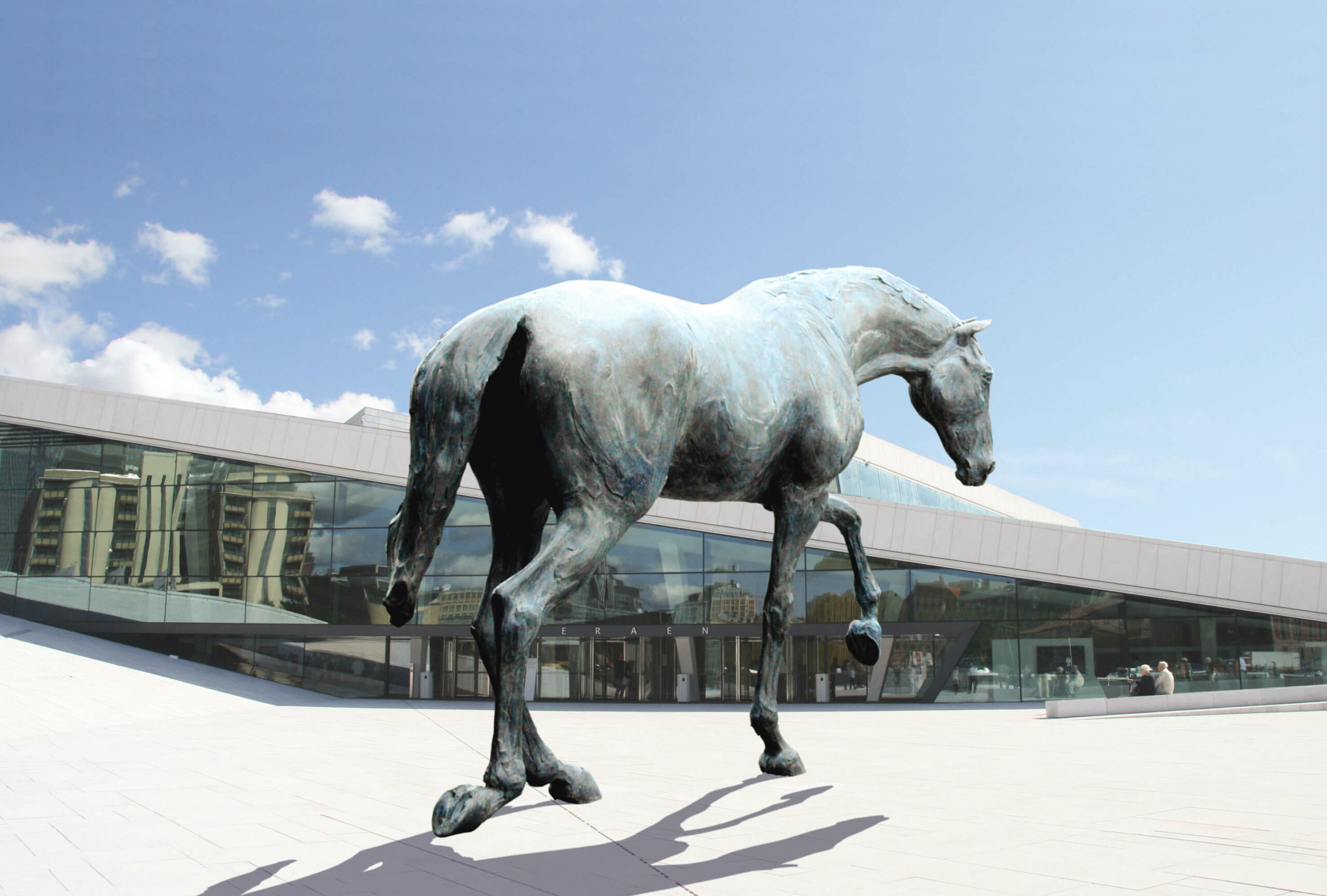 Grand Nomad, sculpture monumentale, Catherine Thiry, sculpteur, artiste belge