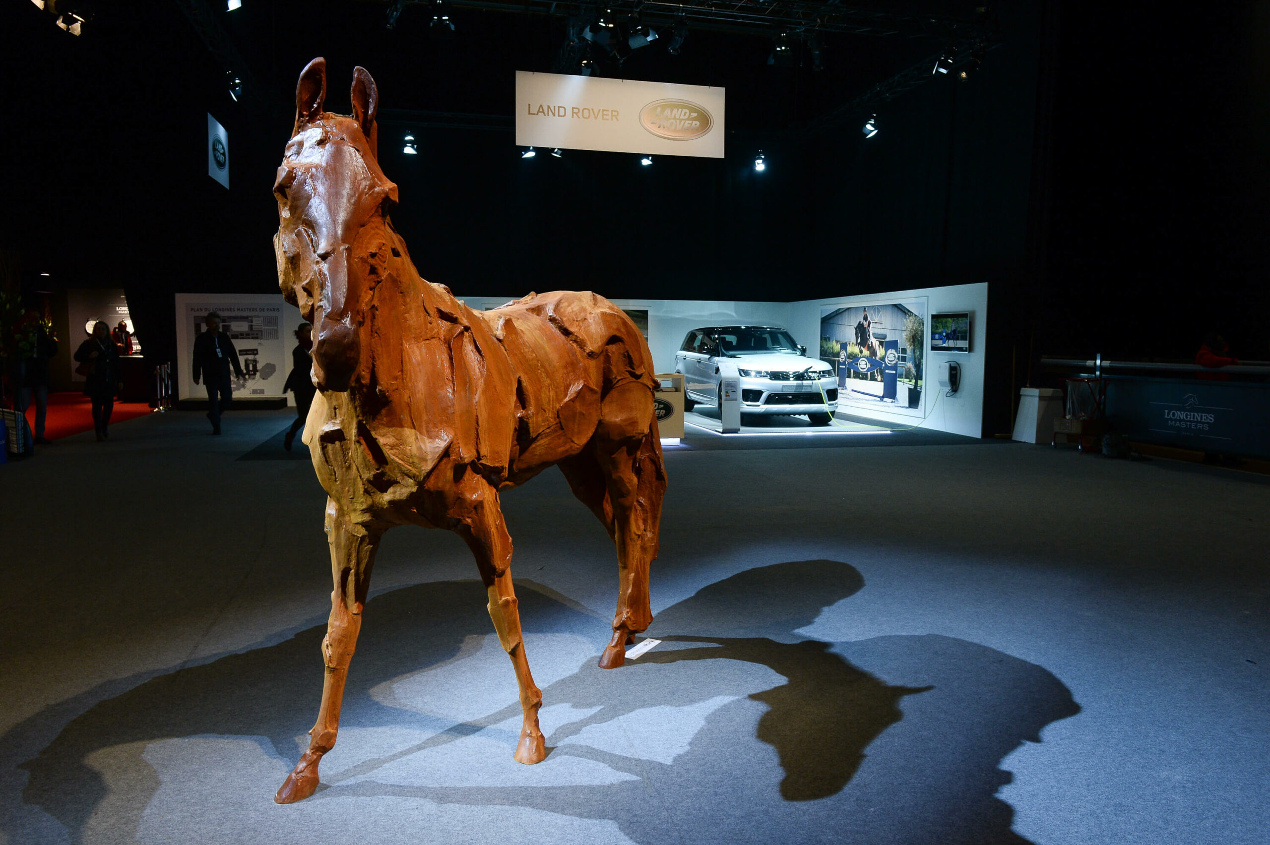 Grand Elixir, composite de fer, sculpture monumental, Catherine Thiry, sculpteur, artiste belge