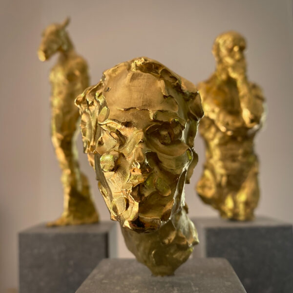 Catherine Thiry, sculpteur, artiste, miniature Effigy, bronze plaqué or