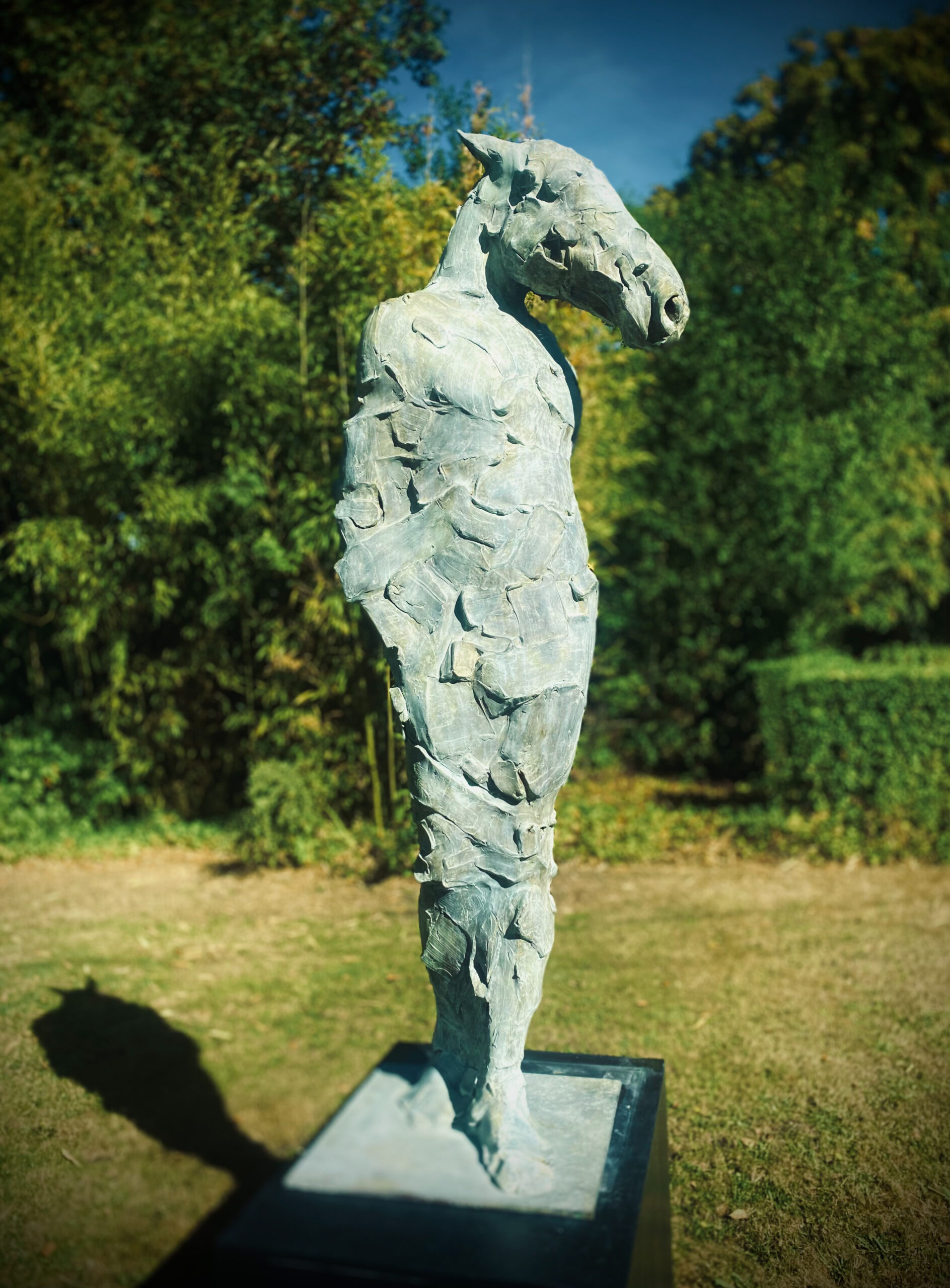 Aequanimus, bronze, 190 cm, Catherine Thiry, Sculpteur belge