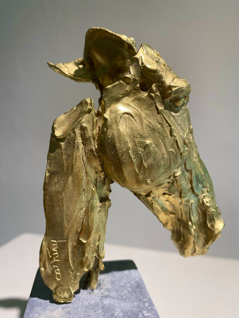 Catherine Thiry, sculpteur, artiste, miniature Persona, bronze plaqué or