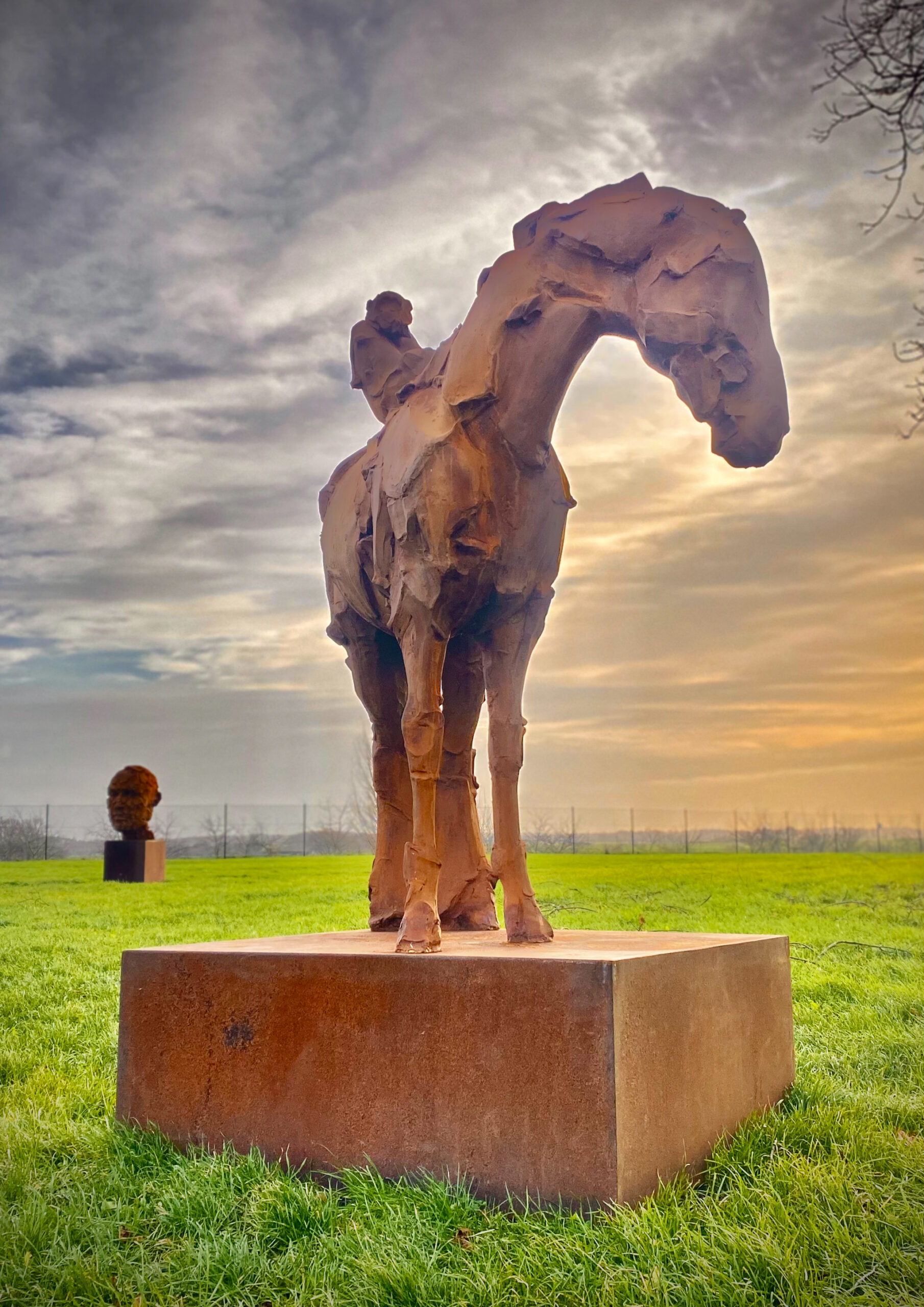 Grand Paradigm, Composite de fer, Sculpture monumentale, Catherine Thiry, sculpteur, artiste belge